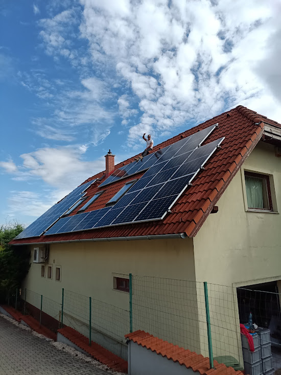 back_contact_solar_panels